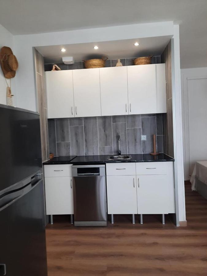 Fuengirola Apartment Carvajal Front Line Primera Linea Bagian luar foto